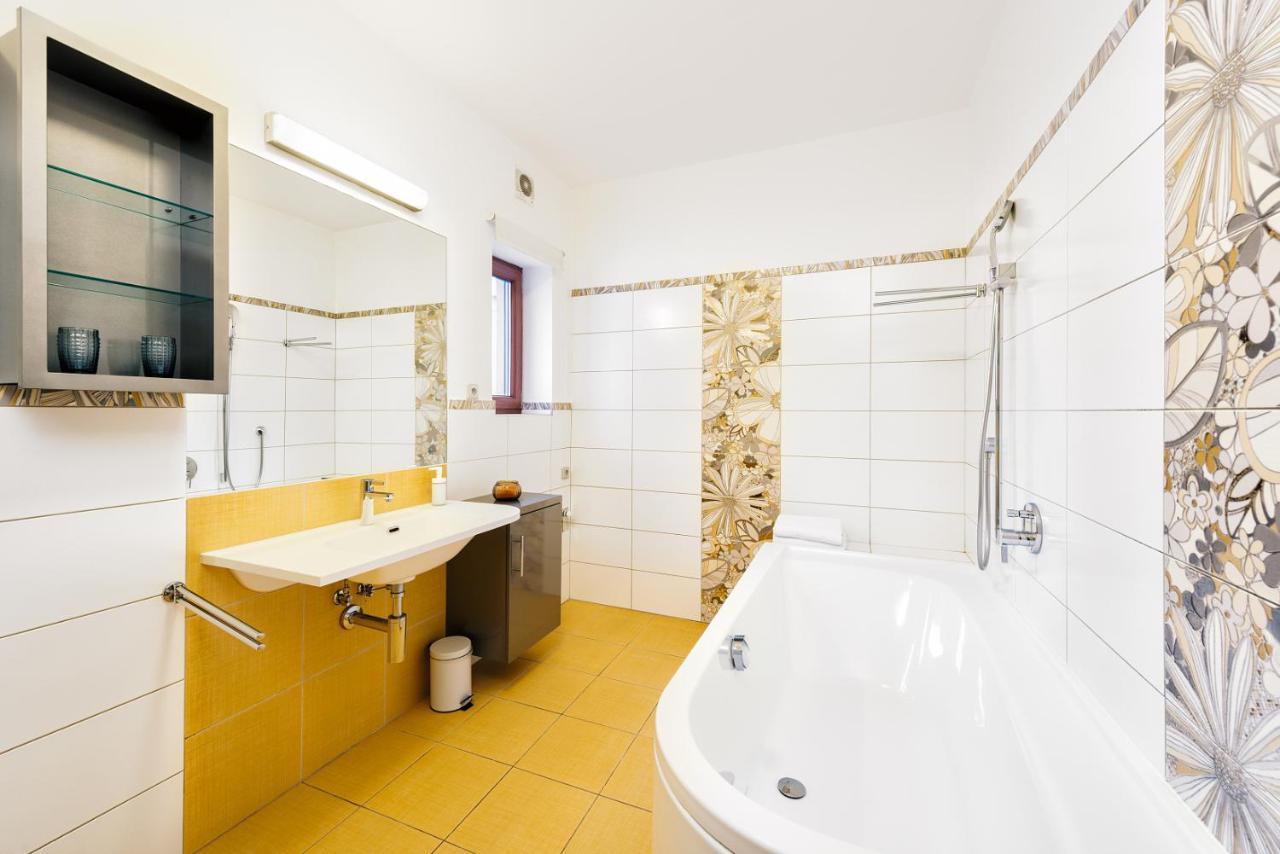 ברנו Hotel Sharingham מראה חיצוני תמונה